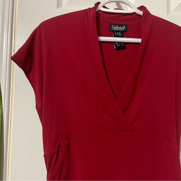 Unlisted A Kenneth Cole Production Red Blouse with Ruched Sides - Picture 3 of 9